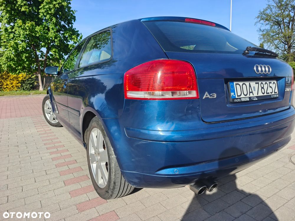 Audi A3 3-drzwiowe 2.0 FSI Ambiente Tiptronic - 6