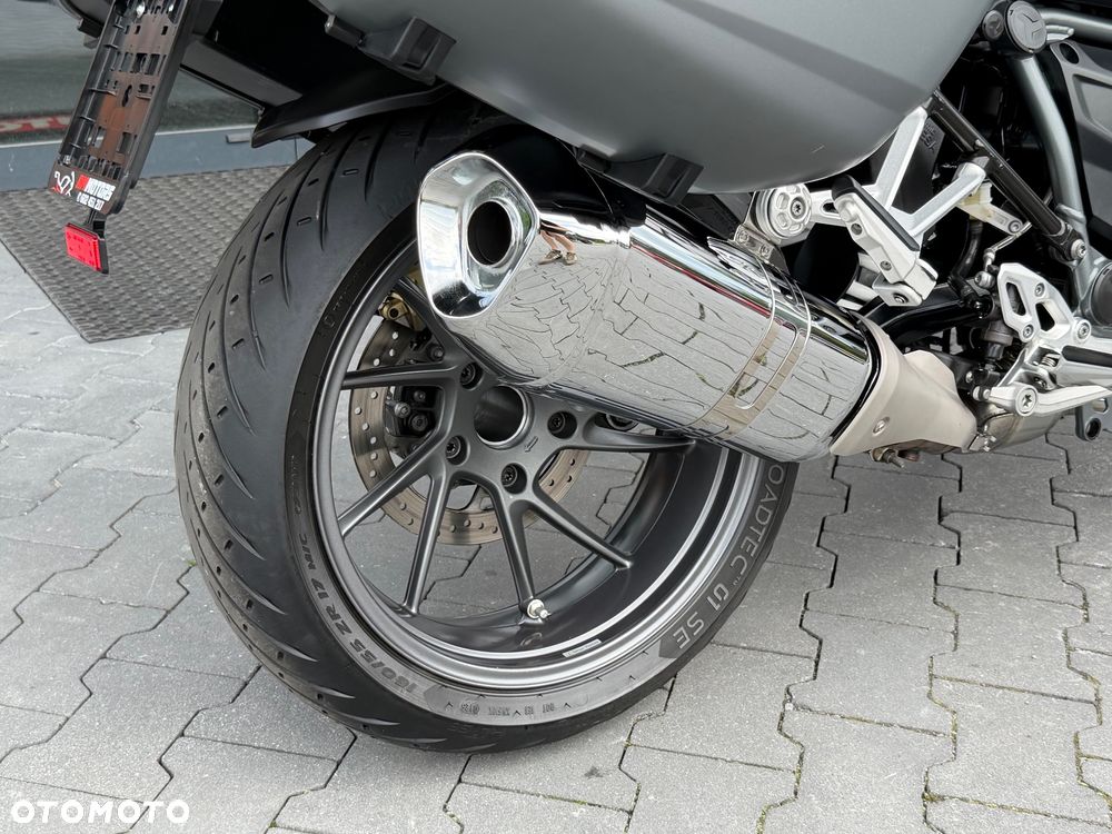 BMW RS - 12
