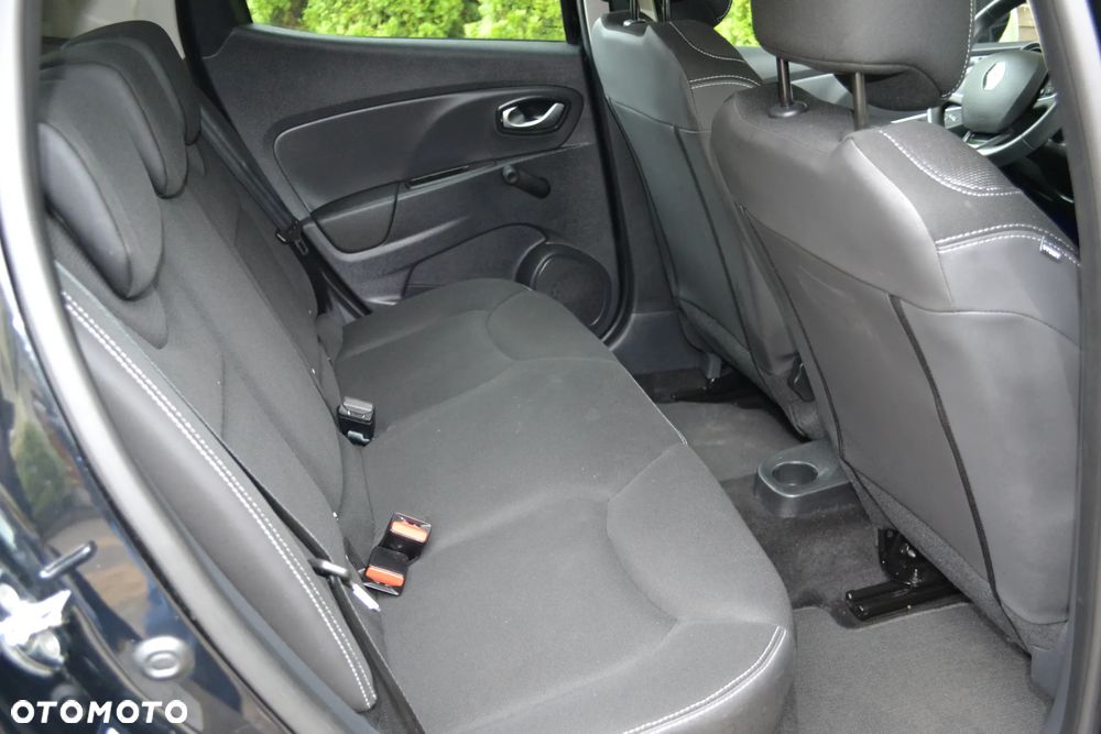 Renault Clio 1.2 16V 75 Limited - 22