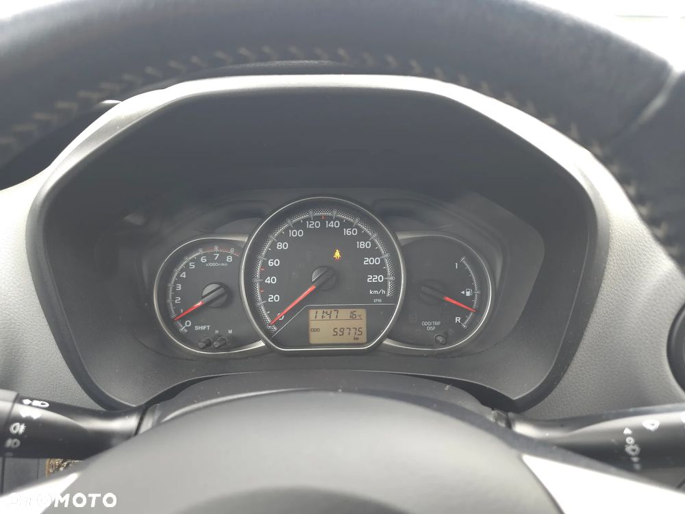 Toyota Yaris 1.33 Premium EU6 - 21