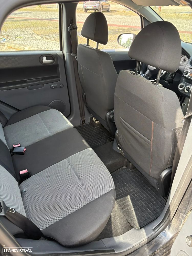 Mitsubishi Colt 1.1 Invite ClearTec - 24