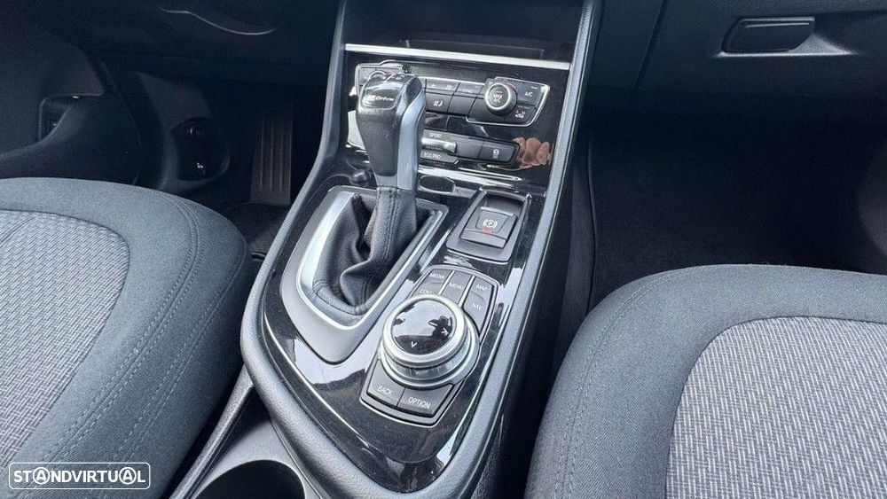 BMW 225 - 12