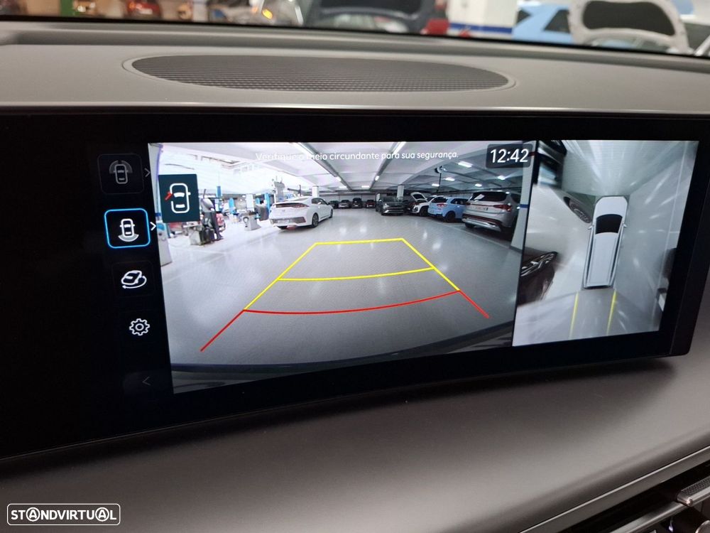 Hyundai Ioniq 9 110.3 kWh Calligraphy - 25