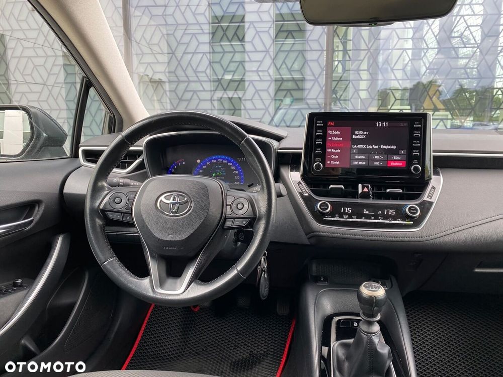 Toyota Corolla - 5