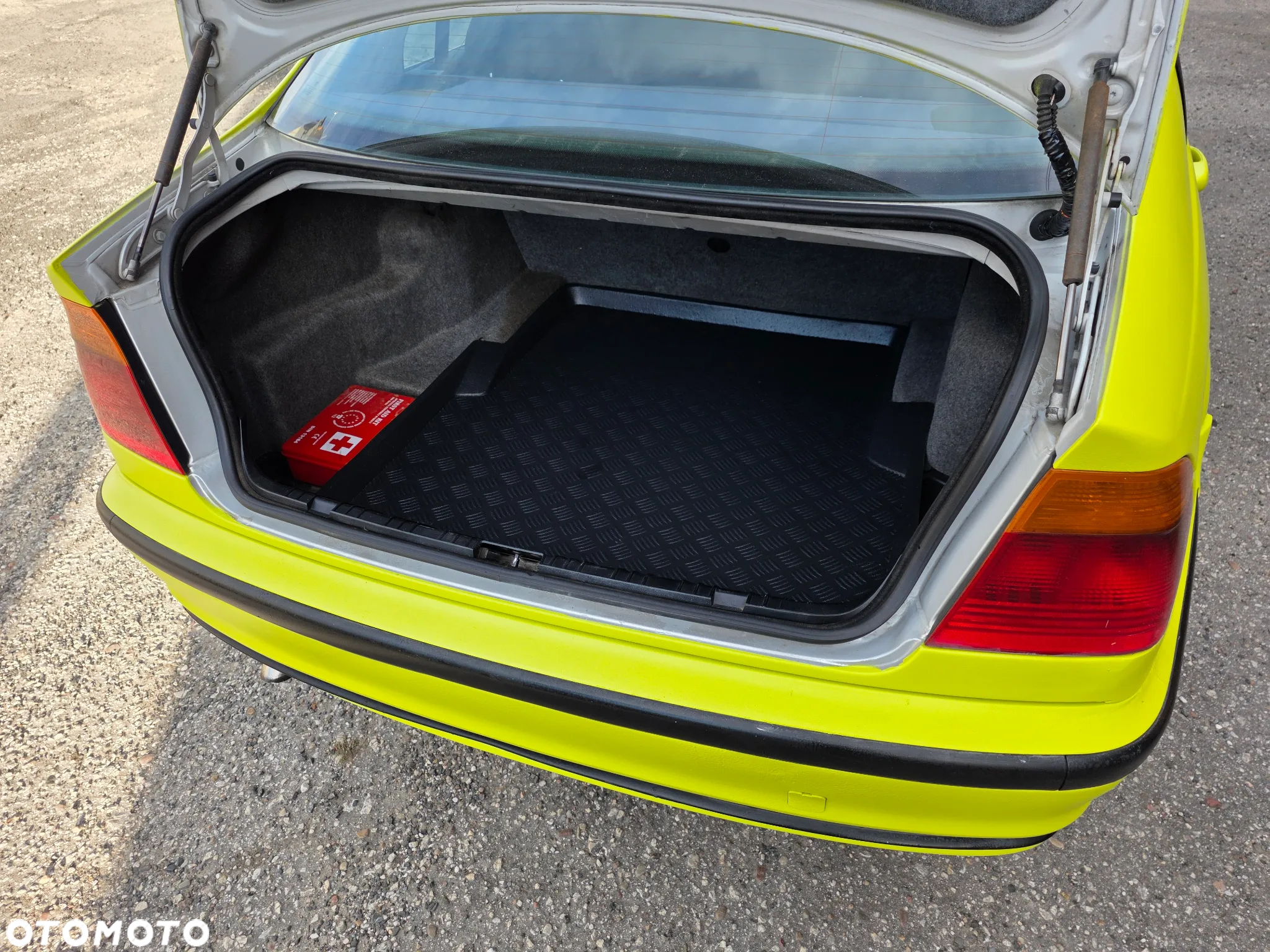 BMW Seria 3 320d - 8