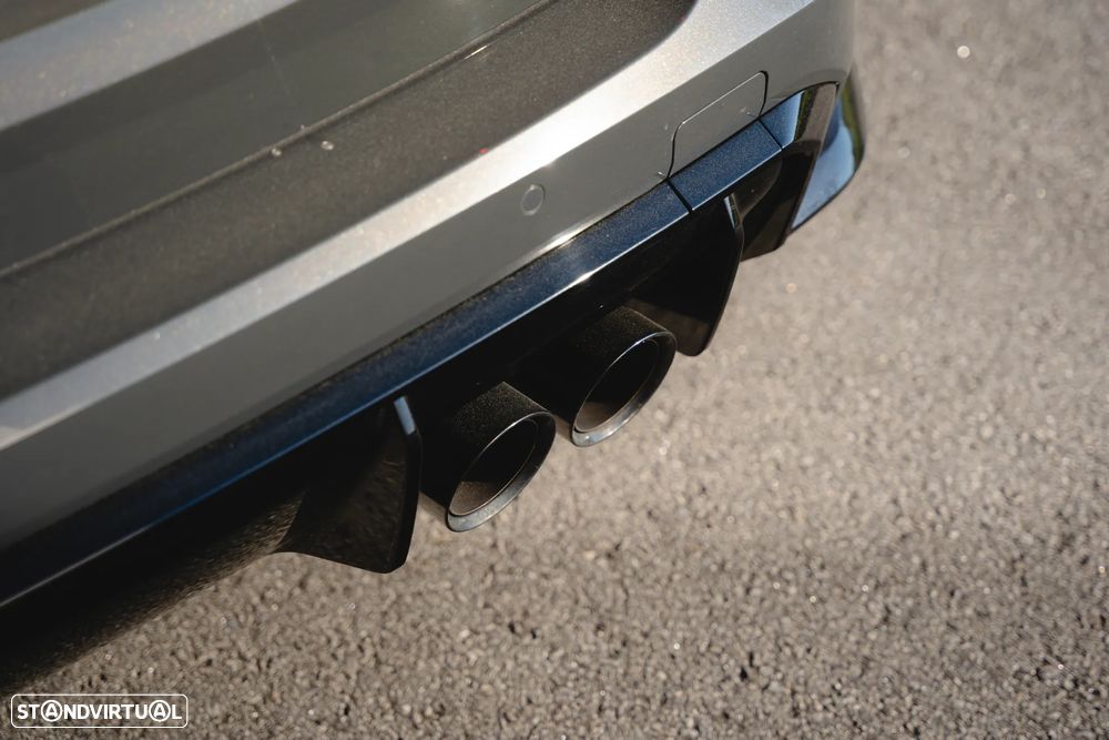 BMW M3 Competition M xDrive - 17