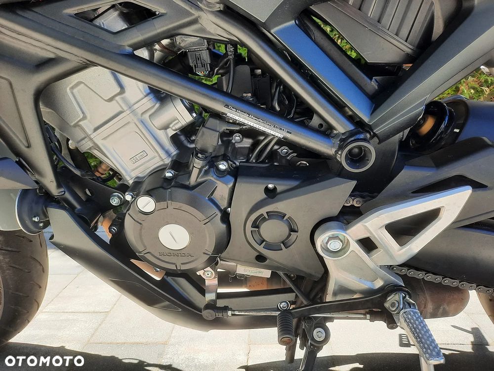 Honda CB - 6