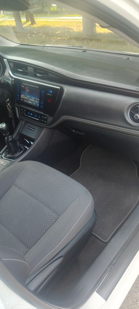 Toyota Corolla 1.6 Comfort - 15