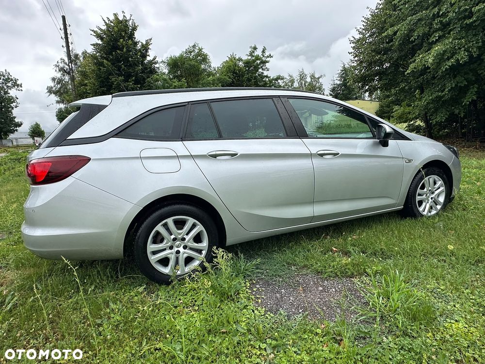 Opel Astra - 3