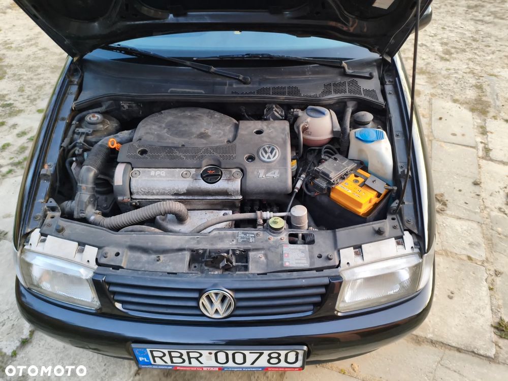 Volkswagen Polo 1.4 Basis - 9