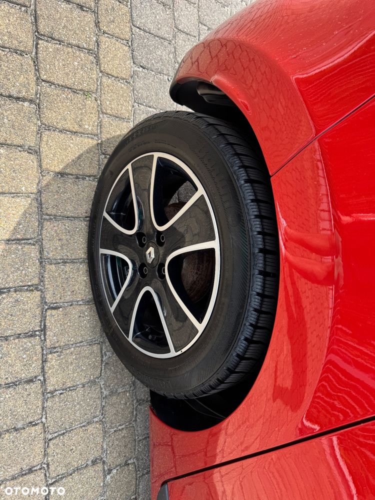 Renault Clio - 10