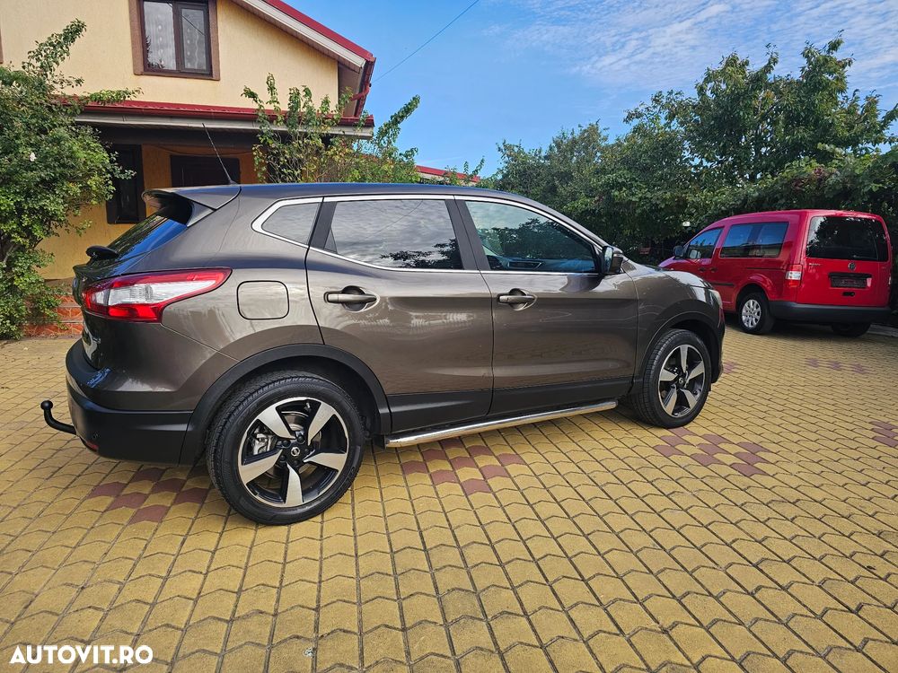 Nissan Qashqai 1.5 DCI N-Connecta - 2