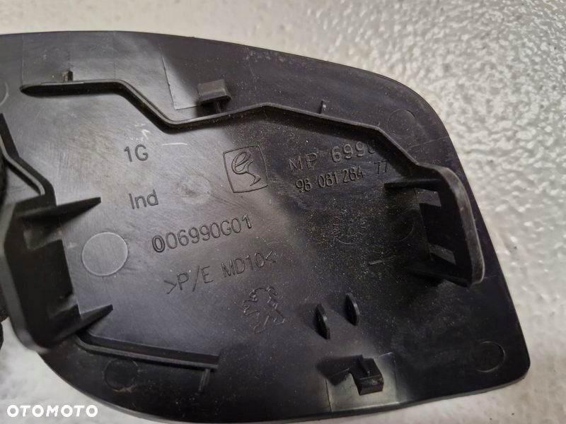 peugeot 308 2 ii t9 zaślepka osłona bagażnika tył tylna 9808128477 - 4