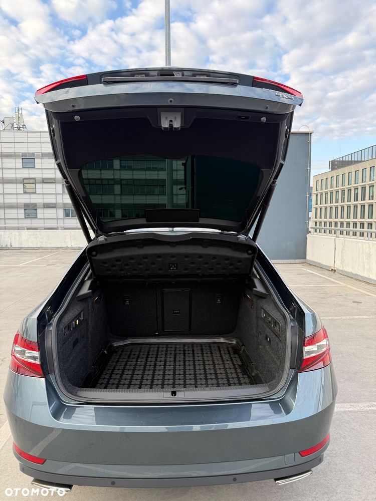 Skoda Superb 2.0 TSI 4x4 L&K DSG - 3