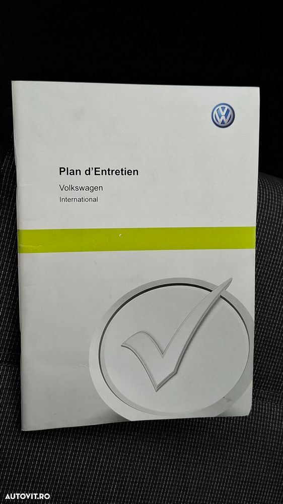 Volkswagen Passat 1.6 TDI (BlueMotion Technology) DSG Comfortline - 9