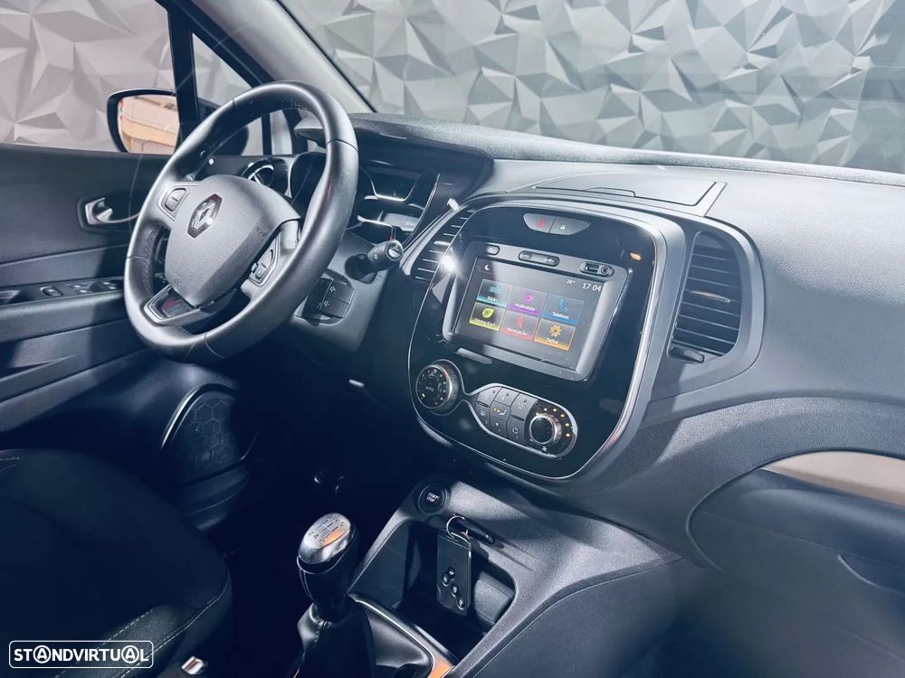 Renault Captur (ENERGY) TCe 90 INTENS - 24