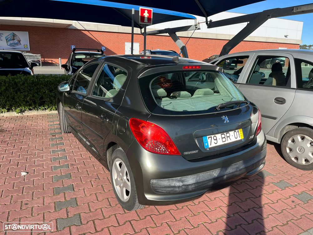 Peugeot 207 1.4 HDi Urban - 3