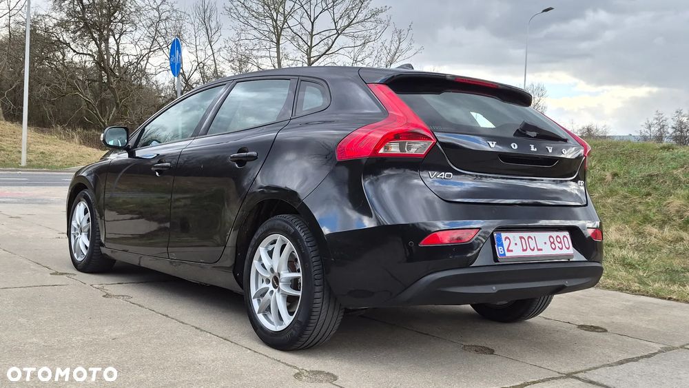 Volvo V40 D2 - 4