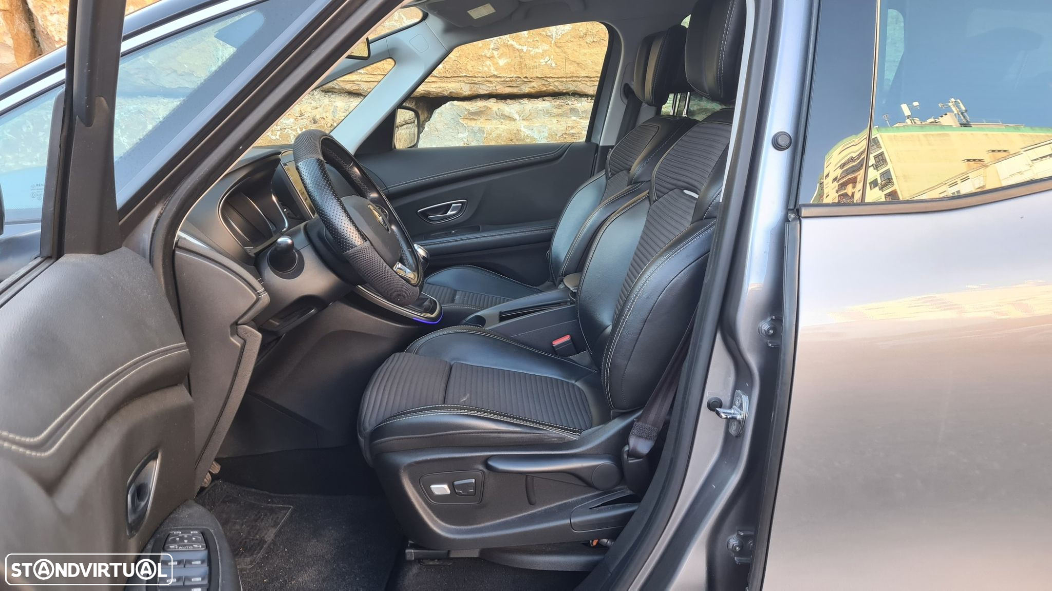 Renault Grand Scénic 1.6 dCi Bose Edition SS - 40