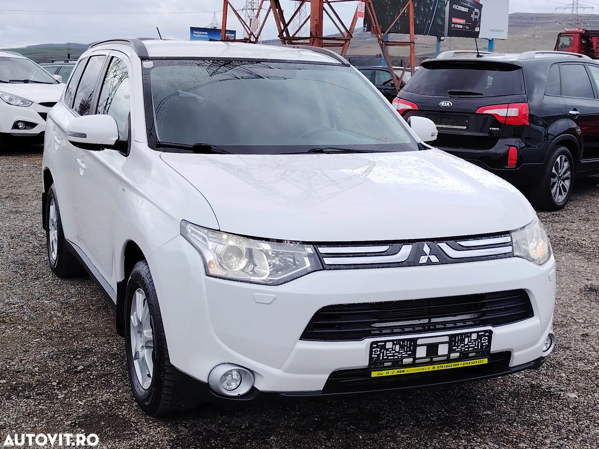 Mitsubishi Outlander 2.2 DI-D 4WD Automatik Diamant Edition - 13