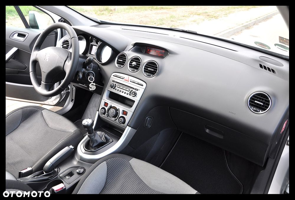 Peugeot 308 120 VTi Premium - 22