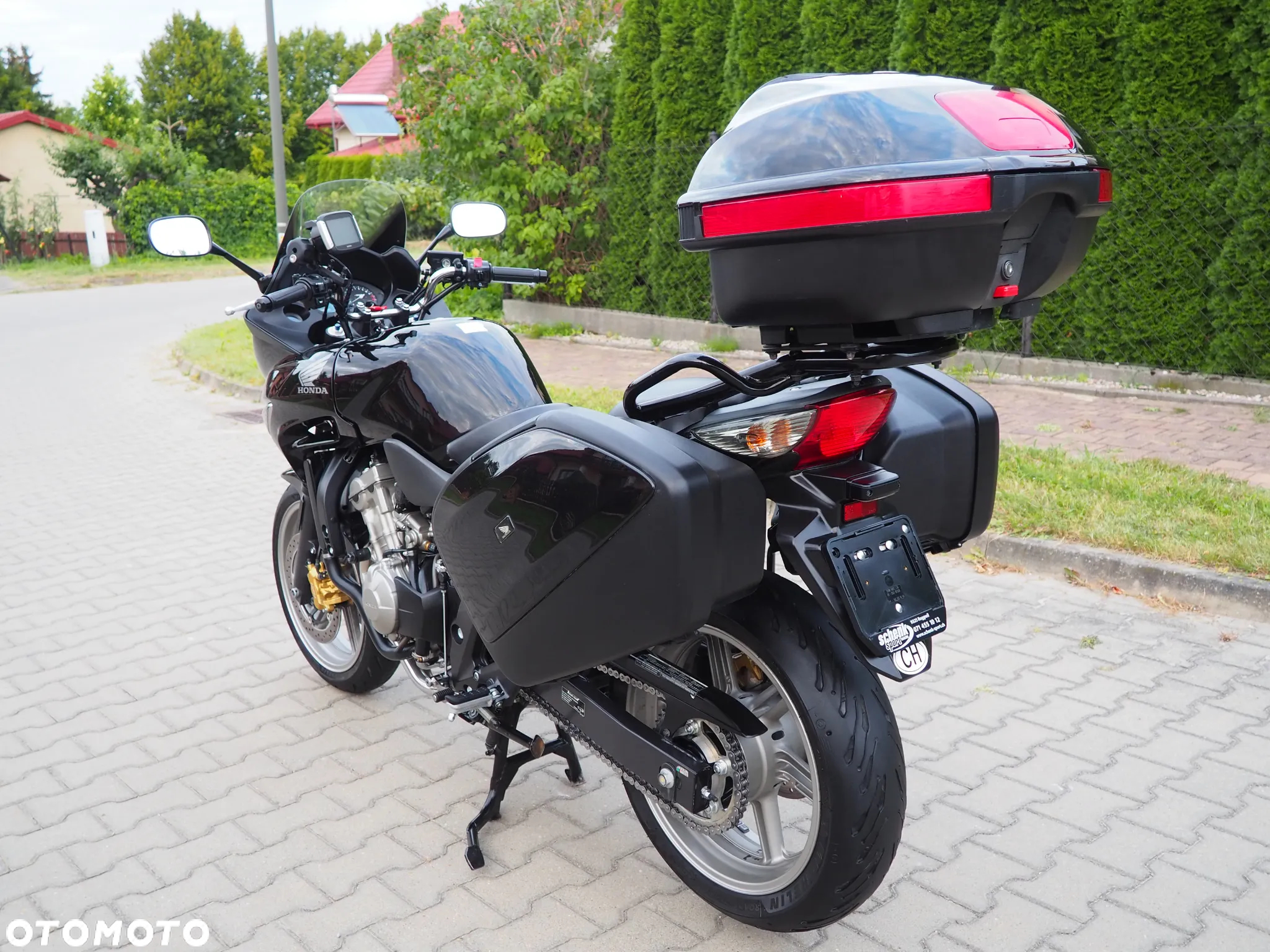 Honda CBF - 8