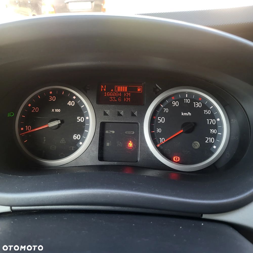 Renault Trafic - 15