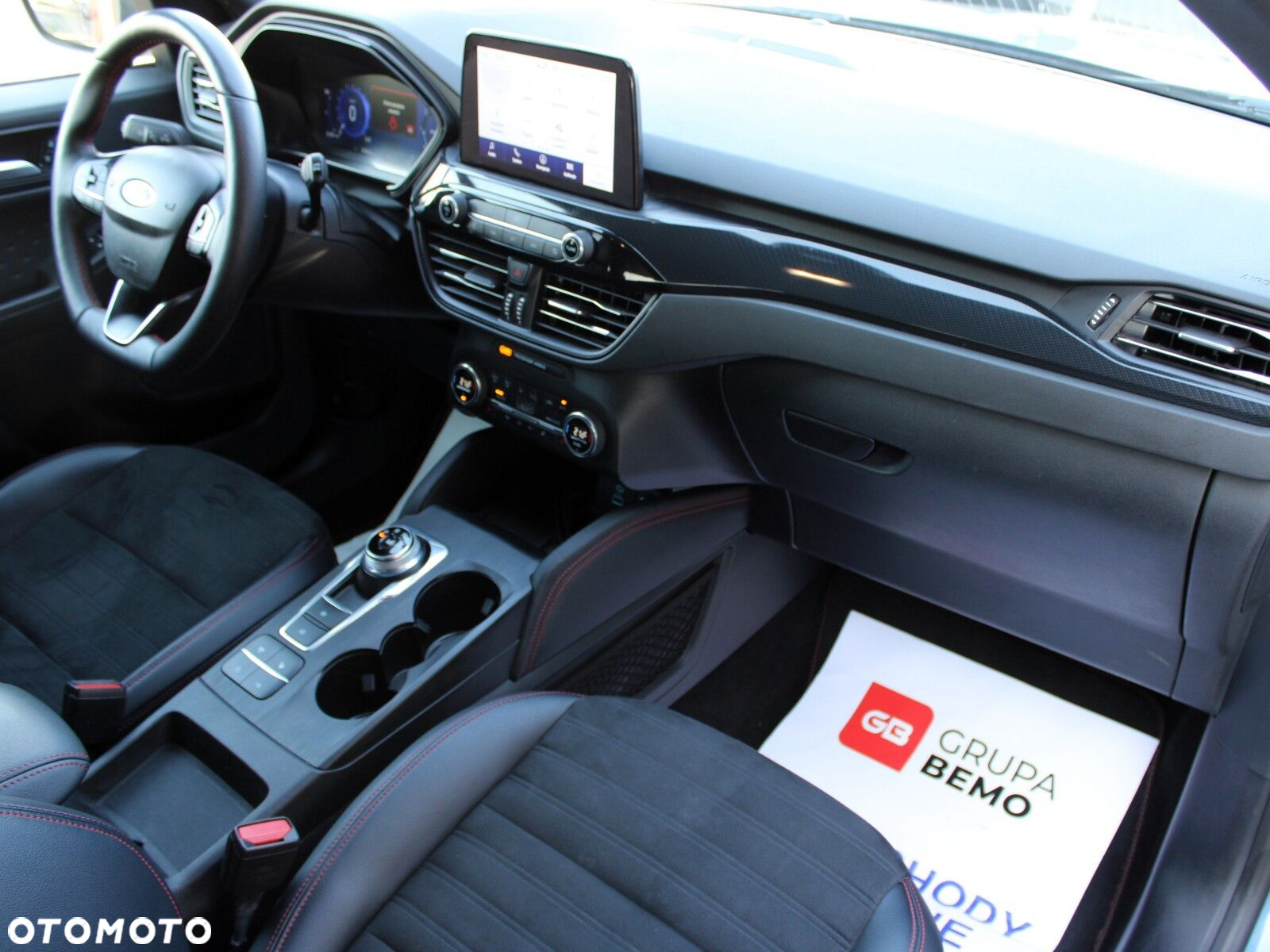 Ford Kuga 2.0 EcoBlue AWD ST-Line X - 17