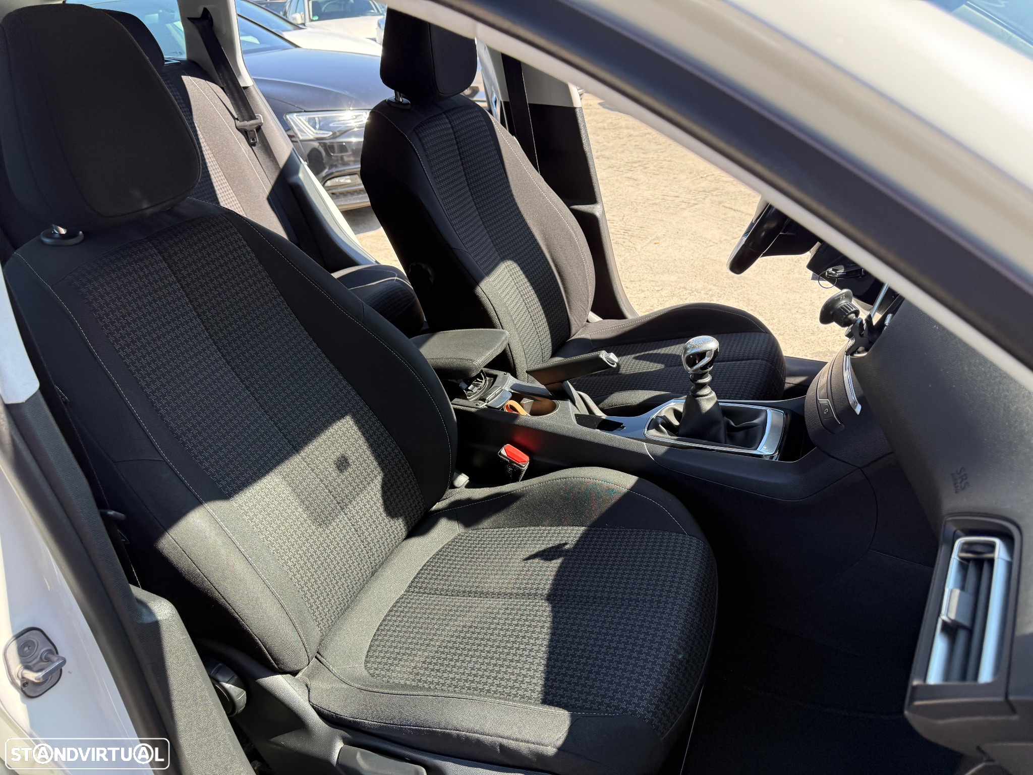 Peugeot 308 SW 1.6 BlueHDi Allure J17 - 42