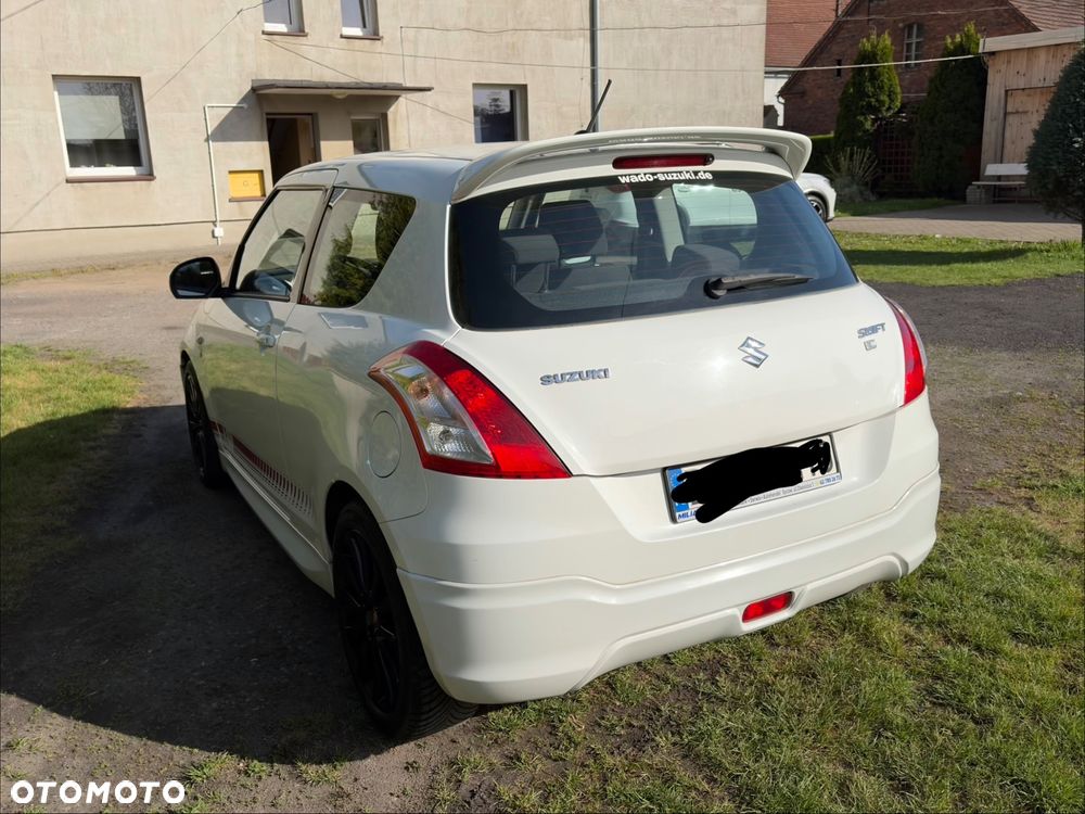 Suzuki Swift 1.2 Premium - 9
