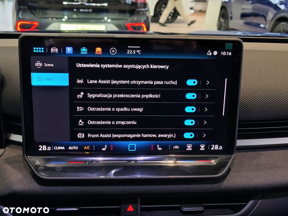 Volkswagen T-Roc - 22