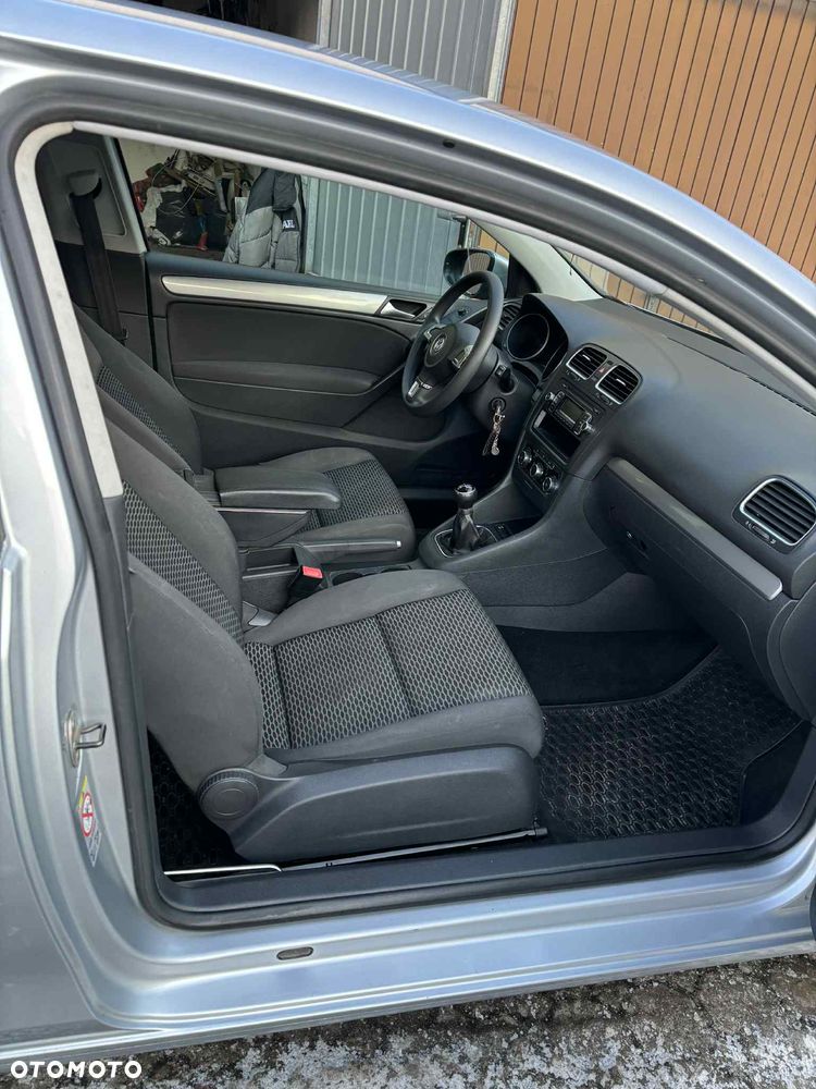 Volkswagen Golf 1.6 Comfortline - 9