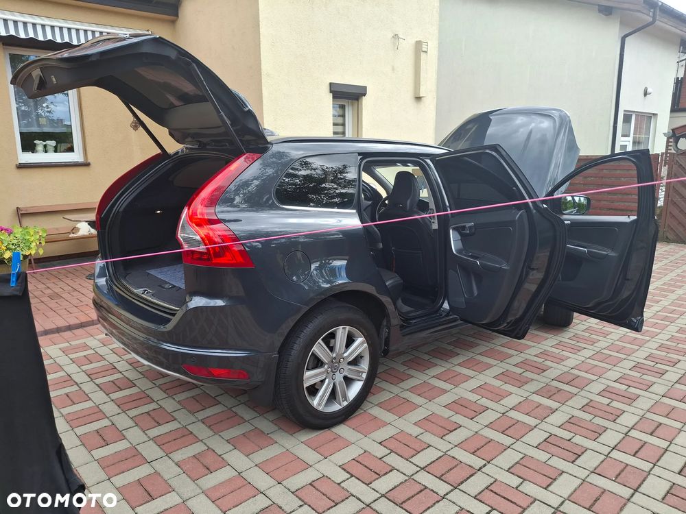 Volvo XC 60 D3 Drive-E Momentum - 30