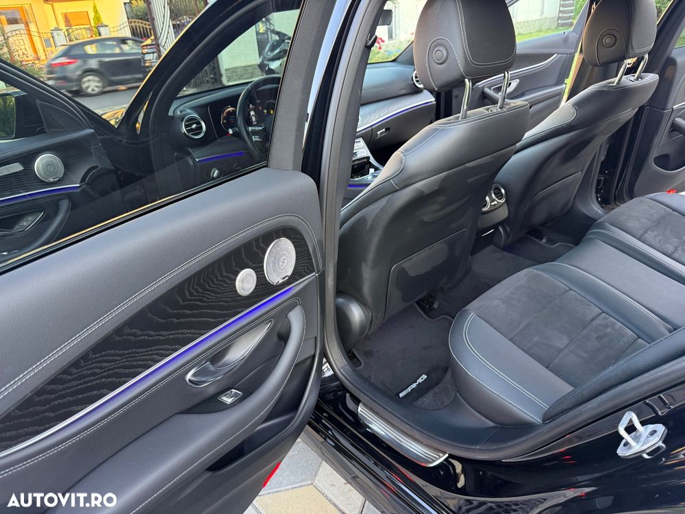 Mercedes-Benz E - 7