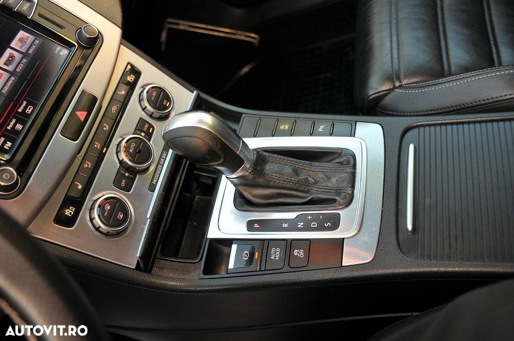 Volkswagen Passat CC - 19
