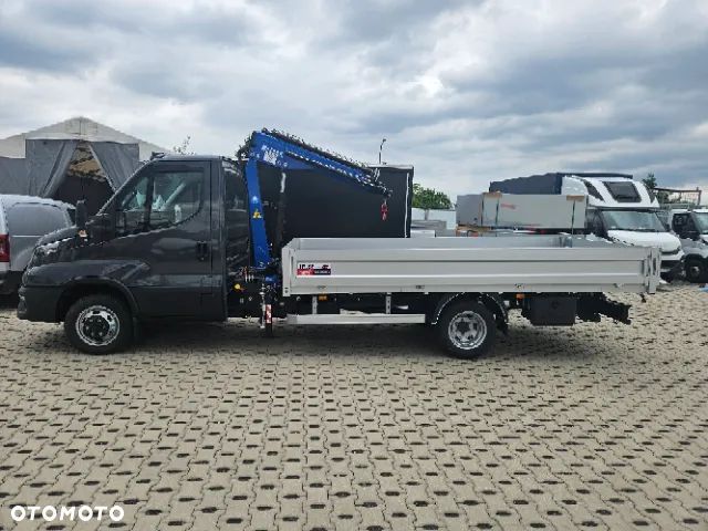 Iveco 50c/35c18 żuraw, hds, wywrotka, skrzynia - 16