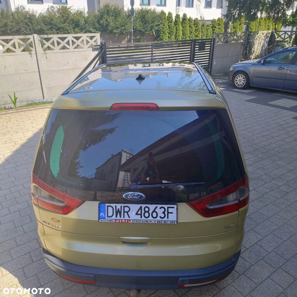 Ford Galaxy 2.0 TDCi Ghia - 3