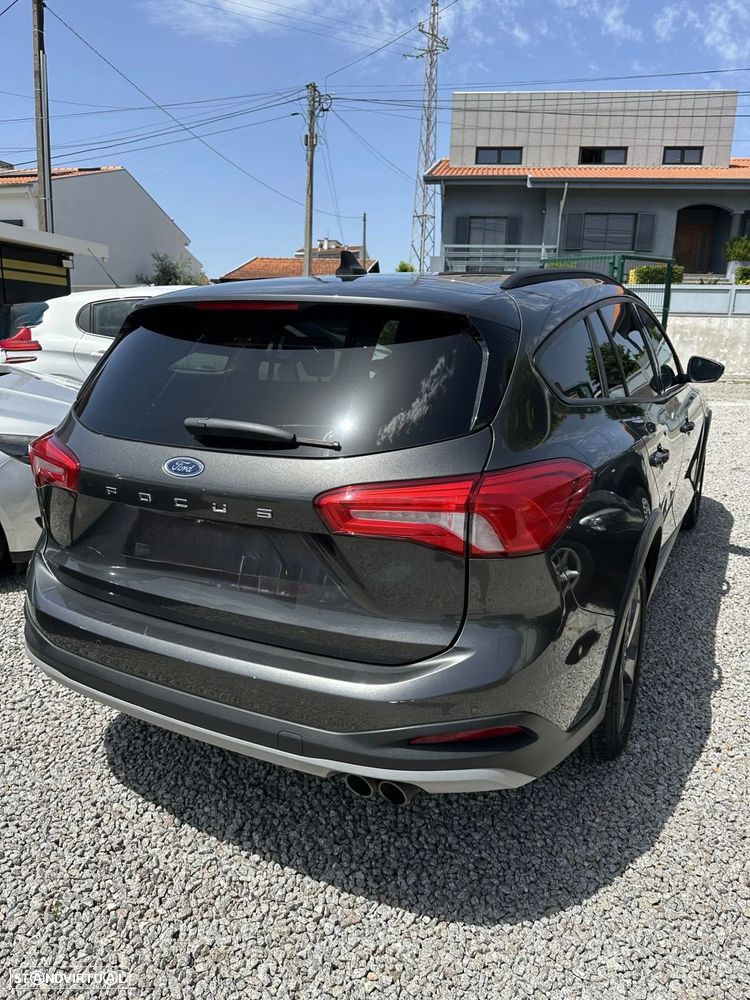 Ford Focus 1.5 TDCi ECOBlue Active - 8