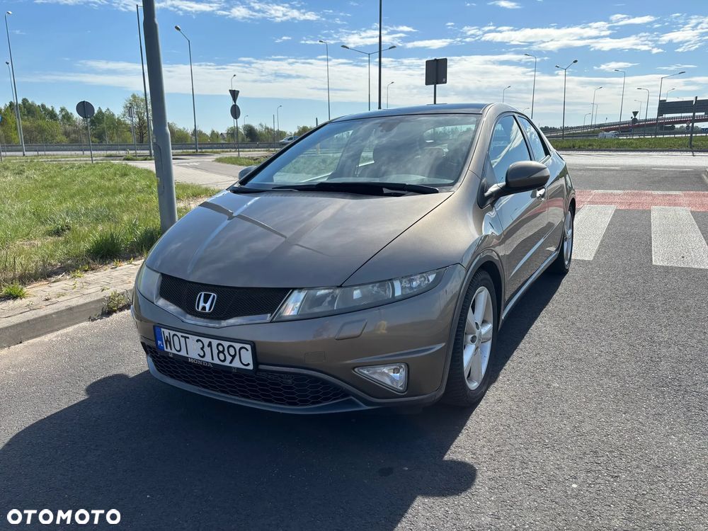Honda Civic 1.8 Executive - 1
