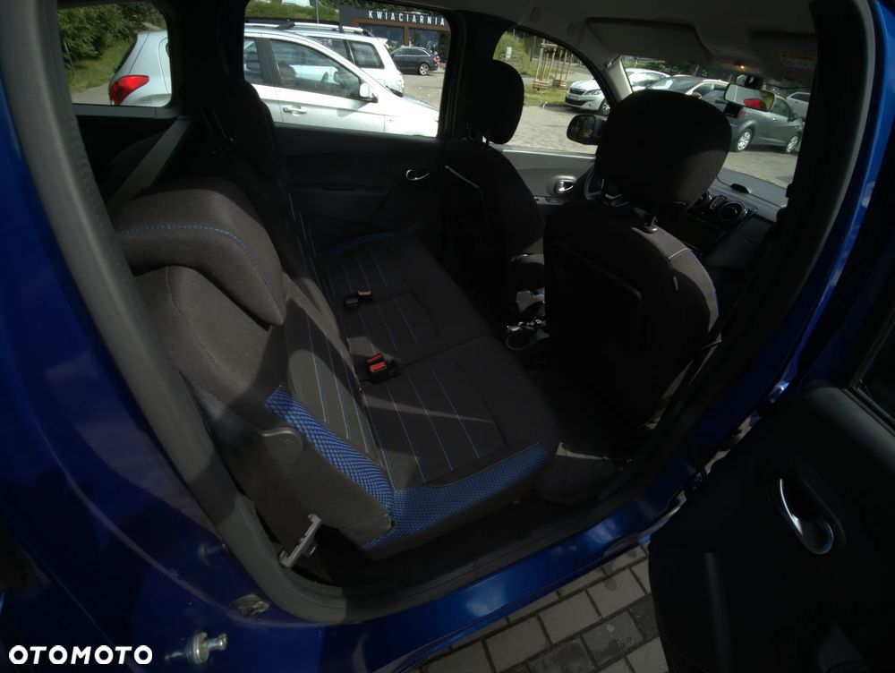 Dacia Lodgy 1.5 Blue dCi SL Celebration S&S EU6d - 10