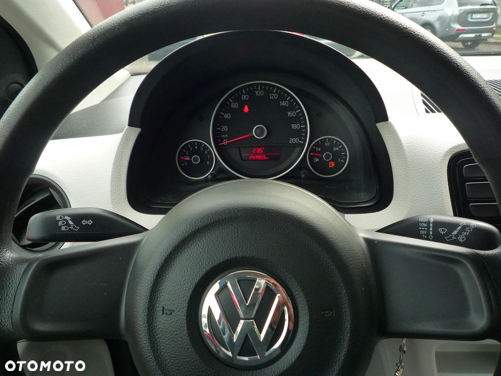Volkswagen up! 1.0 move - 17