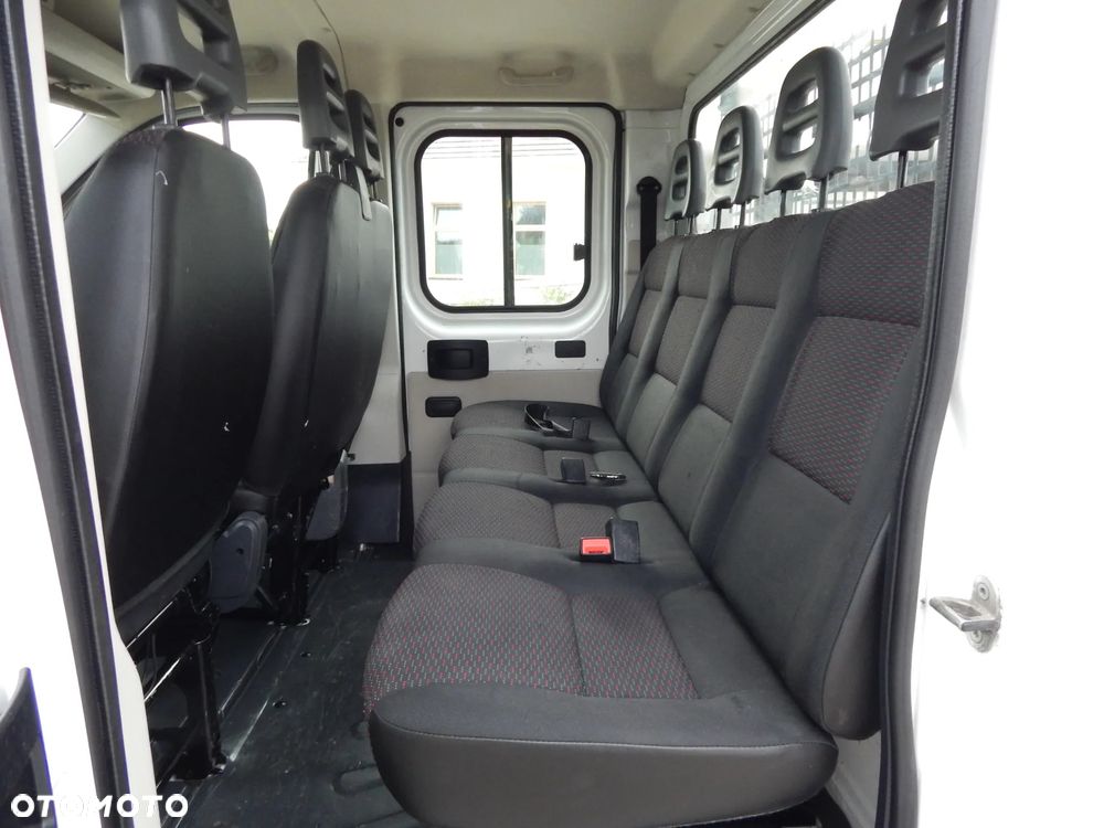 Peugeot Boxer_7-Osobowy_Max-Rama_Skrzynia_Paka - 32