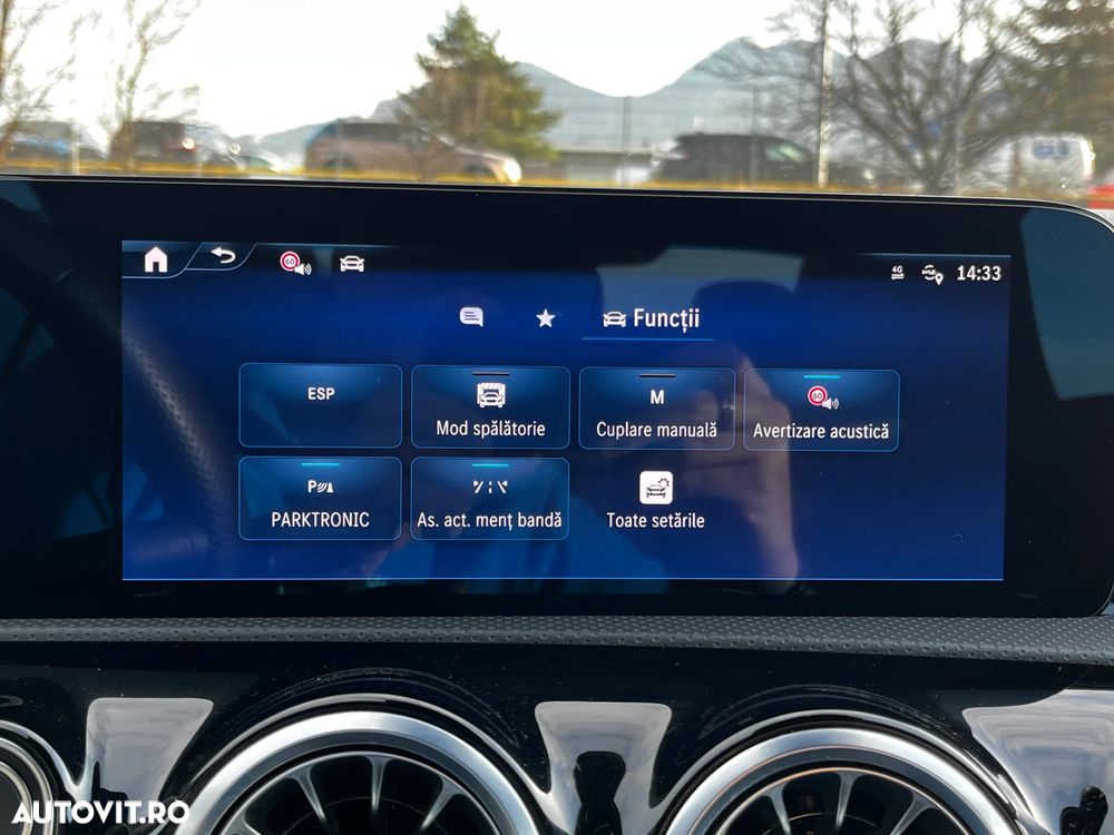 Mercedes-Benz CLA - 25