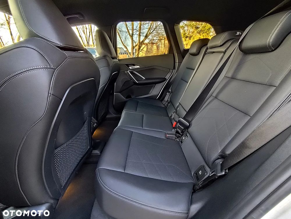 BMW iX1 xDrive30 66.5kWh M Sport - 8