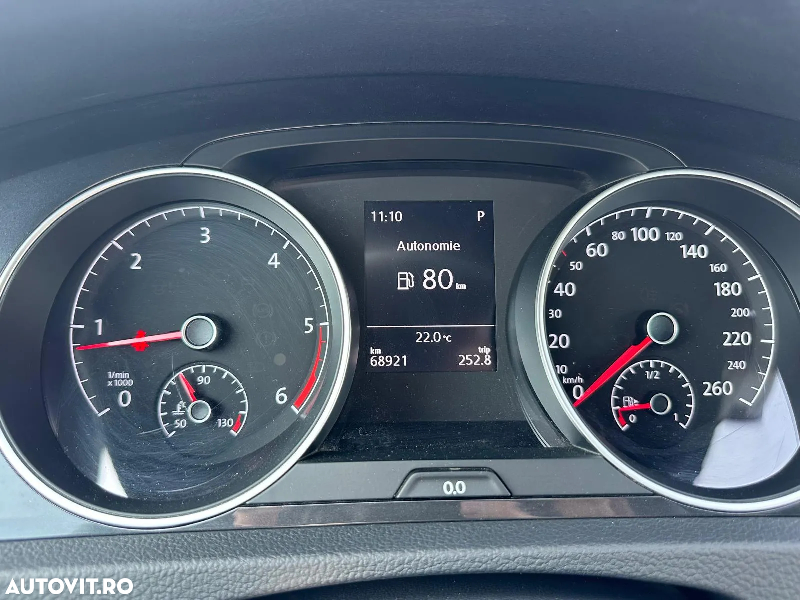 Volkswagen Golf 2.0 TDI DSG Comfortline - 21