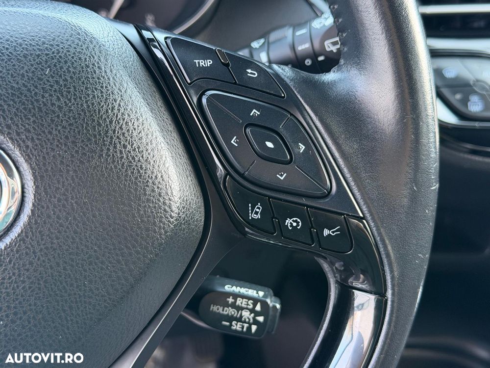 Toyota C-HR 1.8 HSD 122 CP 4x2 CVT Style - 31