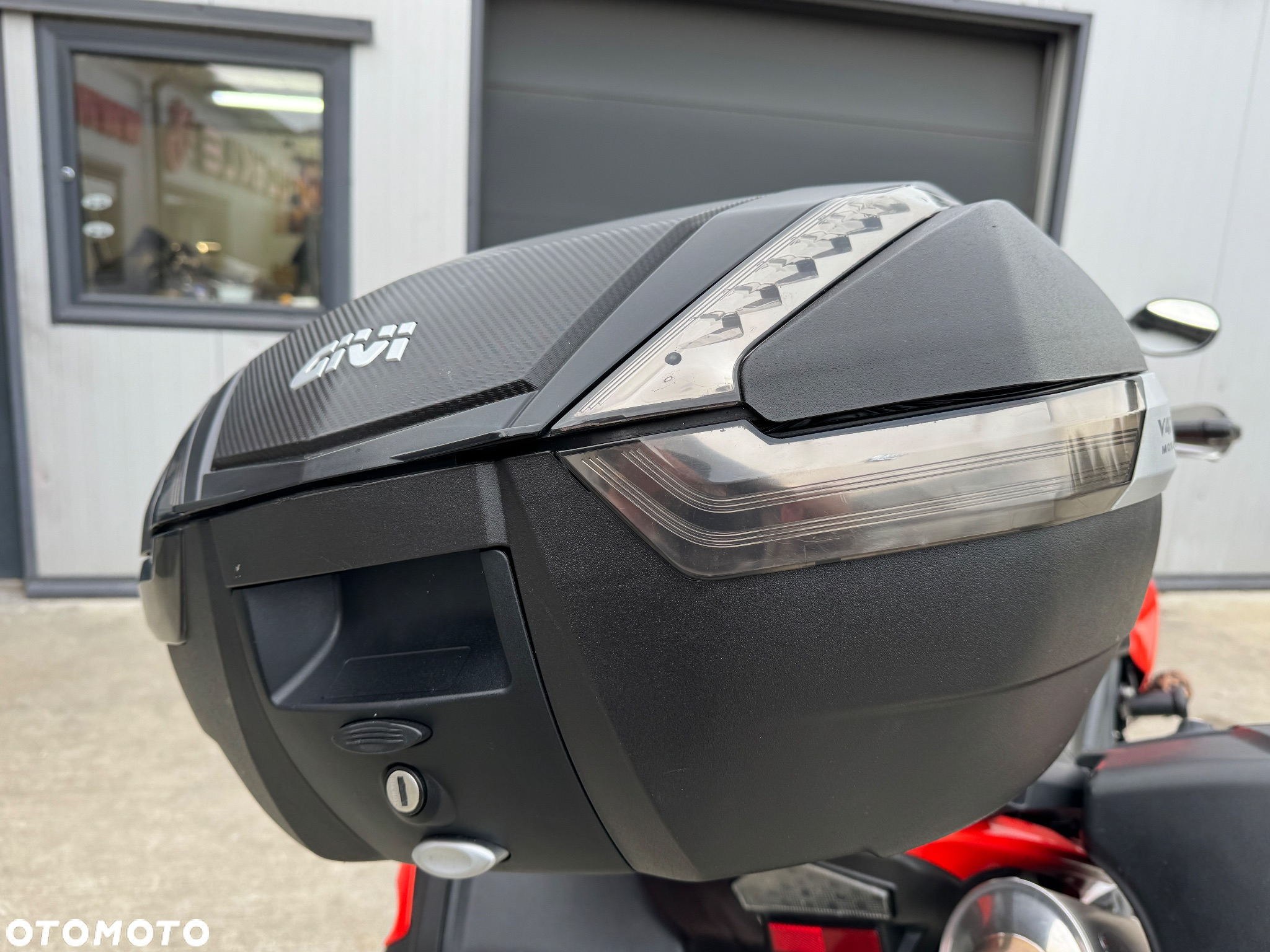 Triumph Tiger - 14