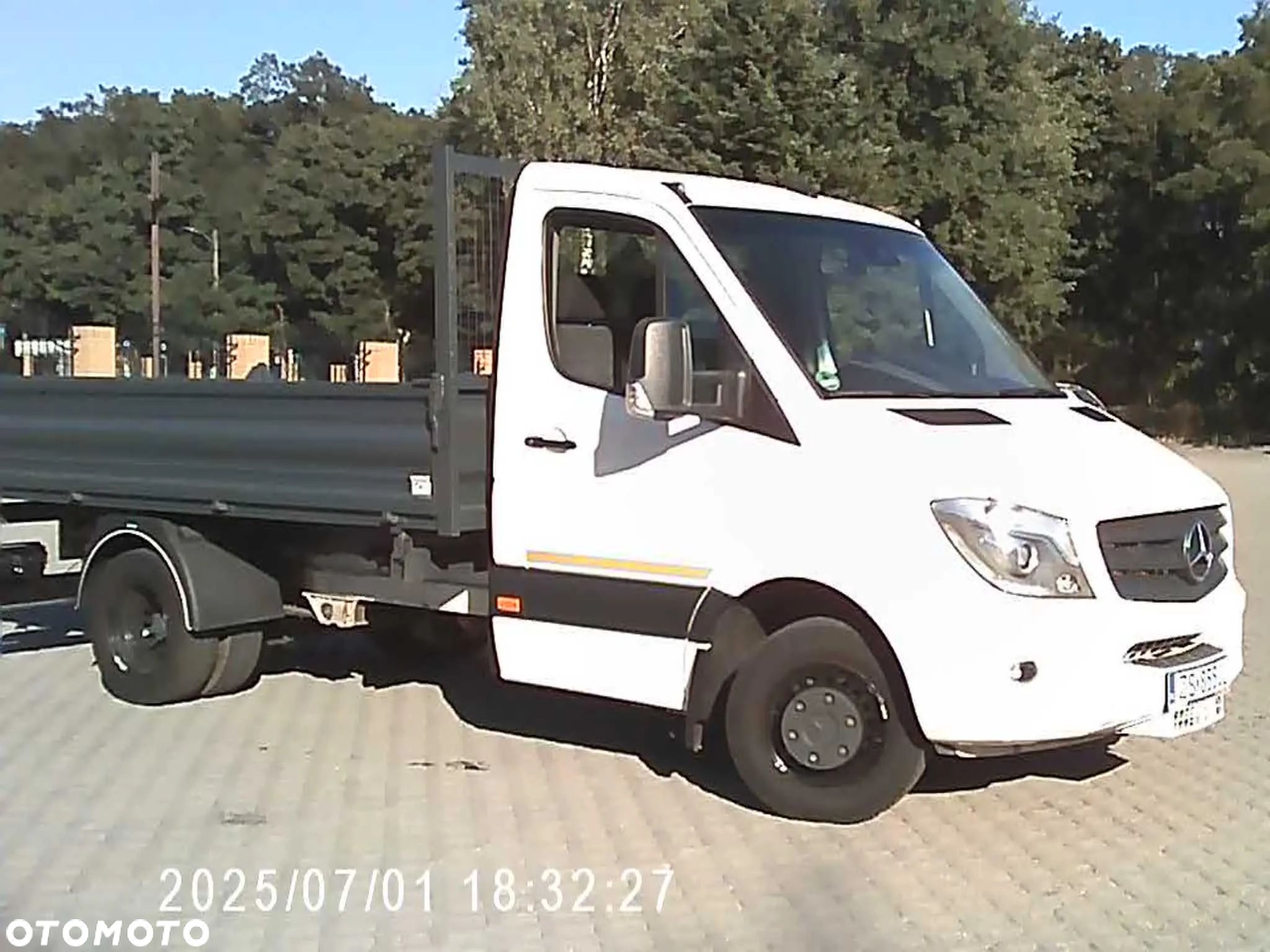 Mercedes-Benz Sprinter - 1