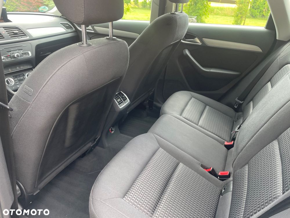 Audi Q3 2.0 TDI Design - 30