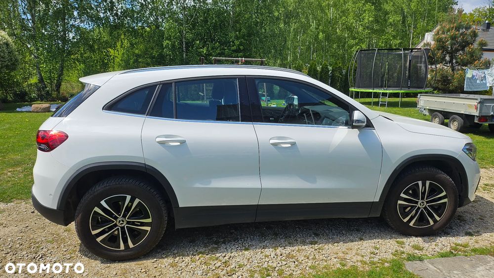 Mercedes-Benz GLA 200 Business Edition - 2